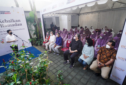  Wagub Jatim memberi sambutan di Kantor Harian Disway