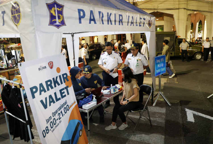Baru, Pemkot Surabaya Buka Layanan Parkir Valet di Tunjungan 