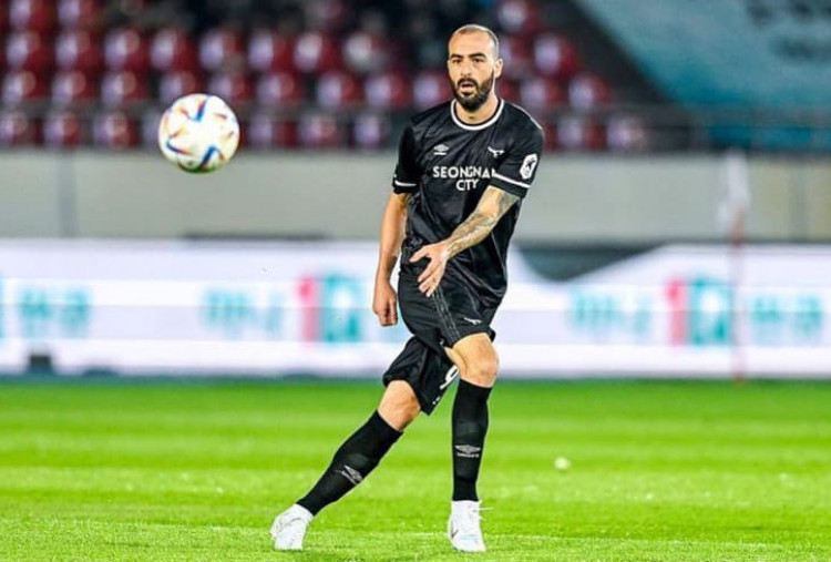 Deal! Persebaya Datangkan Milos Raickovic, Sang Pemain Sudah Punya Jersey Persebaya Sejak 2018!