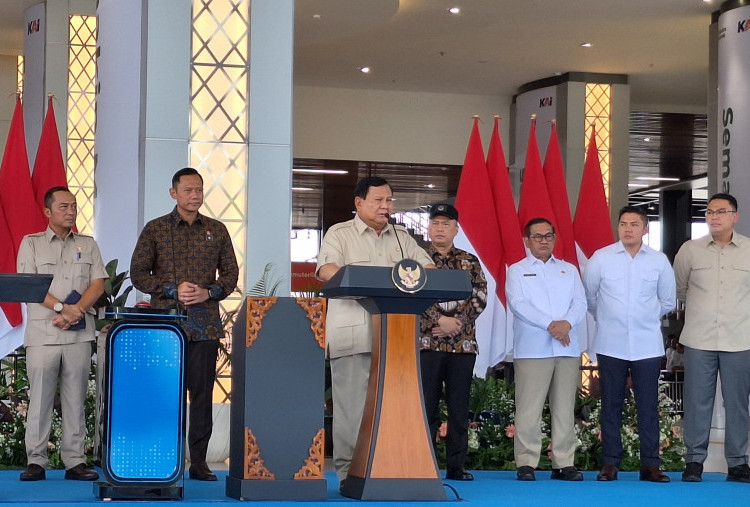 Prabowo Siap Tanggung Jawab Utang Kereta Cepat Whoosh: Tak Perlu Diributkan!