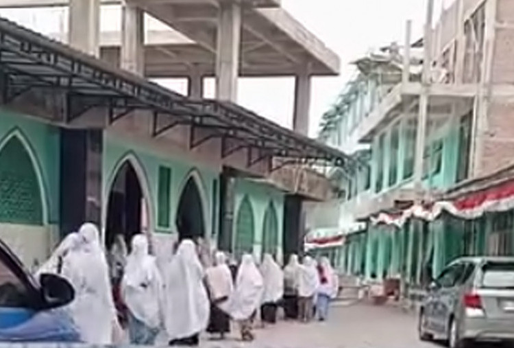 Kesaksian Keluarga Korban Pelecehan Pondok Pesantren Ndolo Kusumo: Beri Dokrin Menghalalkan Perbuatannya