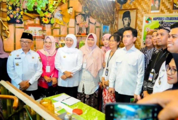 Gibran dan Khofifah Buka Bazar Blitar Djadoel: Wadah Nostalgia, UMKM, dan Budaya Jawa Timur