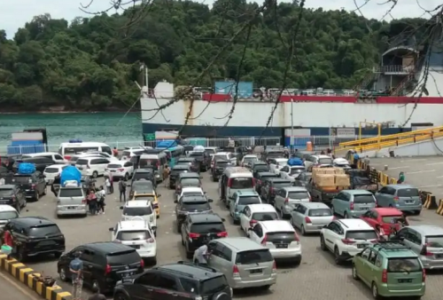 Jelang Mudik Lebaran 2023, ASDP 'Persolek' Pelabuhan Merak, Lahan Parkir Bakal Ditambah