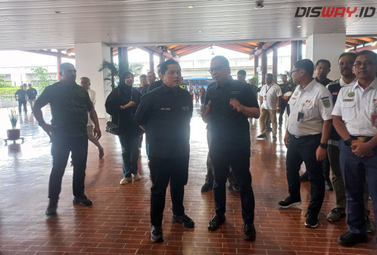 Tinjau Kesiapan Lounge Umroh di Terminal 2F Bandara Soetta, Menteri BUMN: Jangan Hanya Hormati Bangsa Luar!