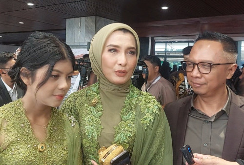 Arzeti Bilbina Janji Fokus Penuhi Gizi Anak Nasional Setelah Dilantik Jadi Anggota DPR RI