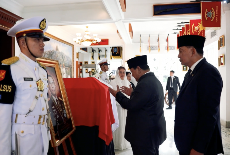 Penghormatan Terakhir Presiden Prabowo untuk Ryamizard Ryacudu