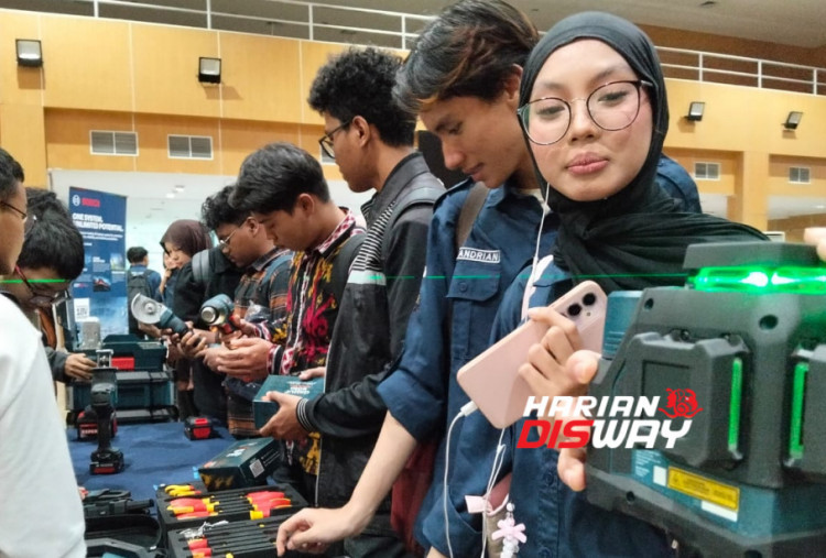 Ketiga produk mengedepankan keamanan dan ketahanan dengan fitur fuse, proteksi IP65, layar yang mudah dibaca, serta dukungan baterai alkaline dan lithium isi ulang. Bosch juga mengintegrasikan alat ukur kelistrikan dengan portofolio power tools, seperti mesin gerinda dan mesin potong, untuk memenuhi kebutuhan industri dalam satu merek.