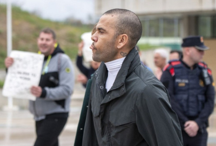 Dani Alves Terbukti Tak Bersalah atas Tuduhan Rudapaksa: Karier Hancur, Rugi Puluhan Juta Dolar