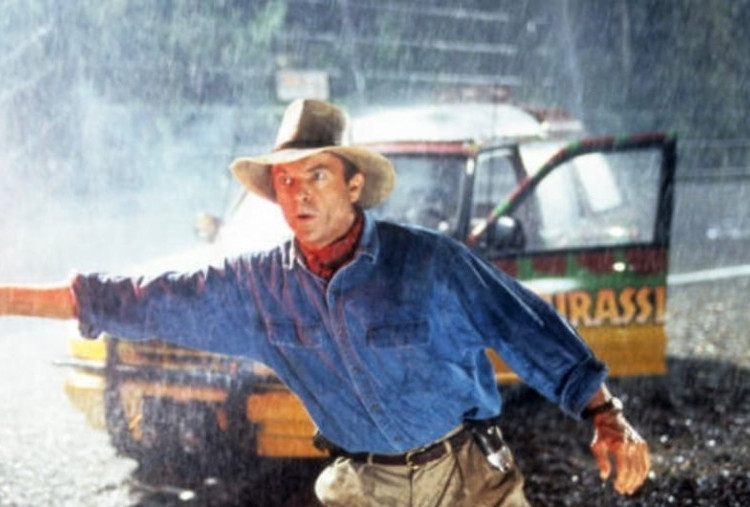 Sam Neill Pilih Utamakan Film daripada Popularitas, dari Jurassic Park hingga The Piano