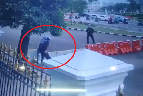 Bocor Rekaman CCTV Wanita Berhijab Bawa Pistol Terobos Istana, Nyaris Lolos dari Hadangan Paspampres