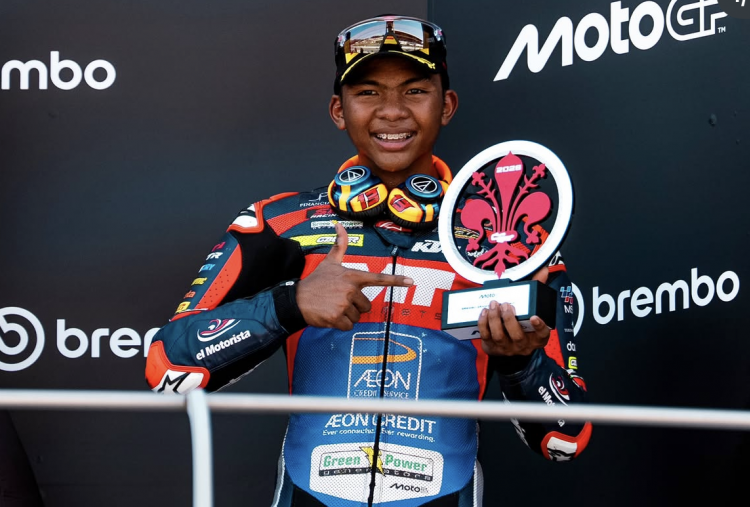 Tangis Pecah Legenda Malaysia! Hakim Danish Podium Perdana di Moto3 Italia 2026, Ungguli Veda Ega Pratama