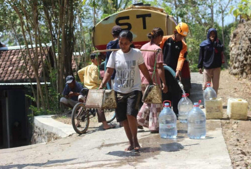 Kekeringan Melanda Yogya, Dompet Dhuafa Salurkan Air Bersih