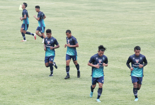 Persib Bandung Boyong 22 Pemain ke Kalimantan, Apa Kabarnya Ricky Kambuaya?