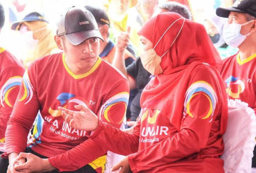 Bukan Hanya PKS, Prabowo Disebut Pertimbangkan Khofifah