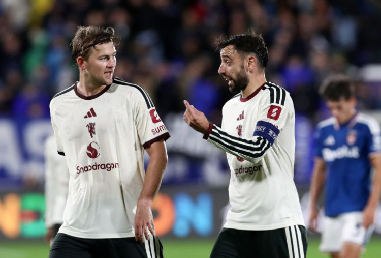 Bruno Fernandes Kritik Michael Carrick Usai Man United Dibantai Como, Ini Balasan Sang Pelatih
