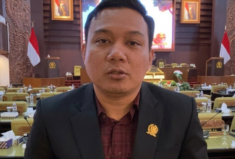 Fuad Benardi Desak Pemerintah Kaji Kebijakan Impor BBM, DPRD Jatim Segera Panggil Pertamina