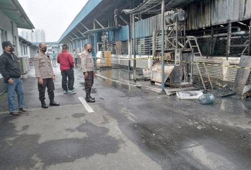 Pabrik Sepatu Asal Korea di Kibin Terbakar, Kerugian Ditaksir Rp 30 Miliar 