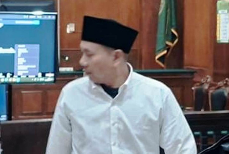 Korupsi Dana Pokir Rp12 M, Hasanuddin Divonis 2 Tahun 4 Bulan