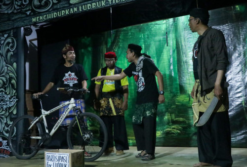 The Luntas Indonesia adaptasi Naskah Kartolo CS: Warung Kintel
