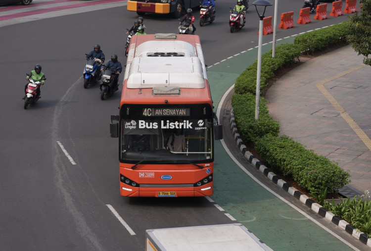 Kronologi Pejabat SKK Migas, Pesepeda di Jalan Sudirman yang Tabrakan Bus Listrik Hingga Tewas