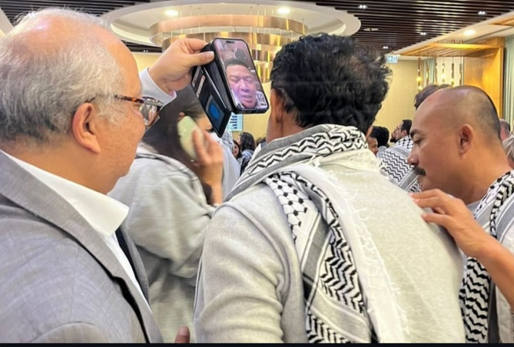 9 WNI yang Sempat Ditangkap Israel Tiba di Istanbul, Relawan Global Sumud Flotilla Video Call dengan Menlu 