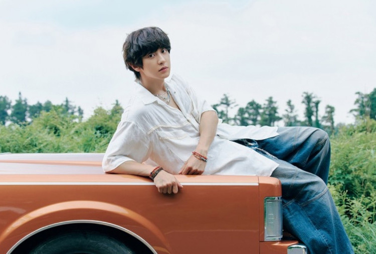 Lirik dan Terjemahan Happy Accident Milik Chanyeol EXO ft SOLE, Cinta Tak Terduga Dalam R&B Retro