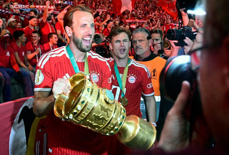 Harry Kane Antar Bayern Munchen Juara DFB Pokal, Samai Rekor Lewandowski