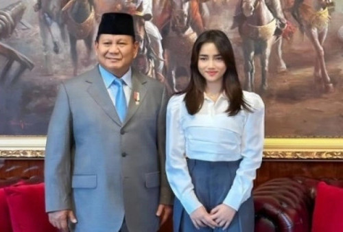 Prabowo Makan Siang bareng Fuji 