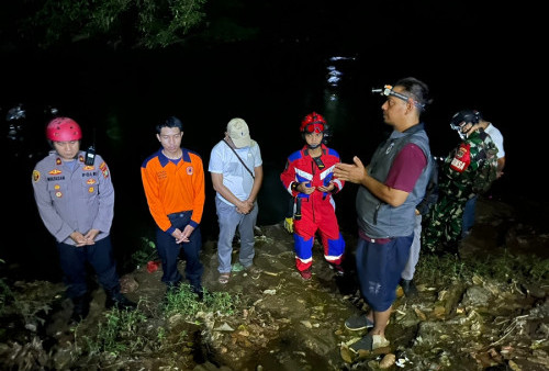 Tiga Bocah Dilaporkan Hanyut di Kali Ciliwung, 1 Selamat dan 2 Masih Dalam Pencarian
