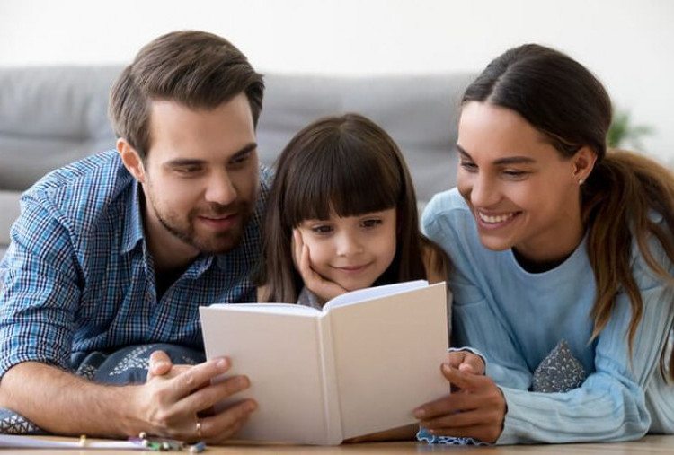 5 Manfaat yang Bisa Diperoleh Anak Ketika Orang Tua Aktif Menjadi Teladan Dalam Literasi