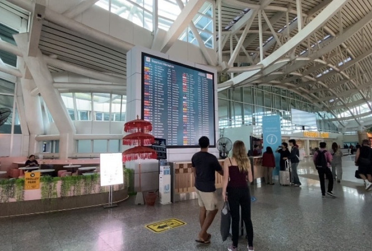 Sejumlah Penerbangan Internasional dari Bali Dibatalkan Pasca Ketegangan di Timur Tengah