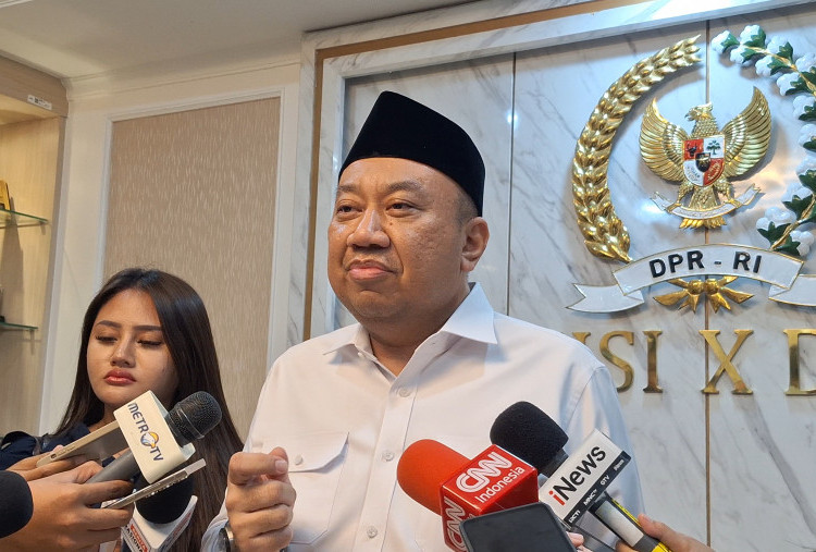 Komisi X DPR Minta Kebijakan Tidak Naik Kelas 2027 Dikaji Matang