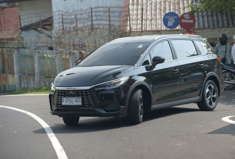 Spesifikasi BYD M6 DM, Gunakan Teknologi Dual Mode dengan Motor Listrik sebagai Penggerak Utama