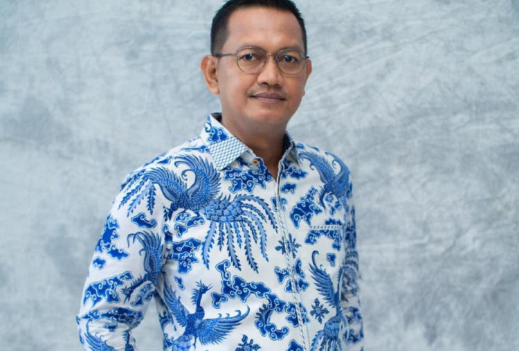 Cheng Yu Pilihan Kepala Dinas Perhubungan Kabupaten Sidoarjo Budi Basuki: Jian Ting Ze Ming