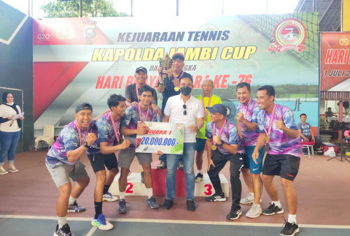 Tim Siginjai Sakti Polda Jambi Juara 1 Kejuaraan Tenis Kapolda Cup, Yuk Lihat Hadiahnya