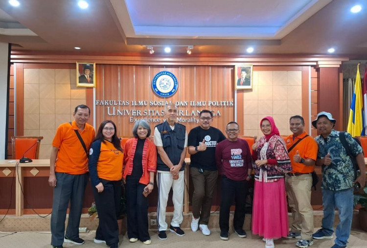 Terpilih Aklamasi dalam Muskom, Endi Alim Abdi Nusa Pimpin IKA FISIP Unair 