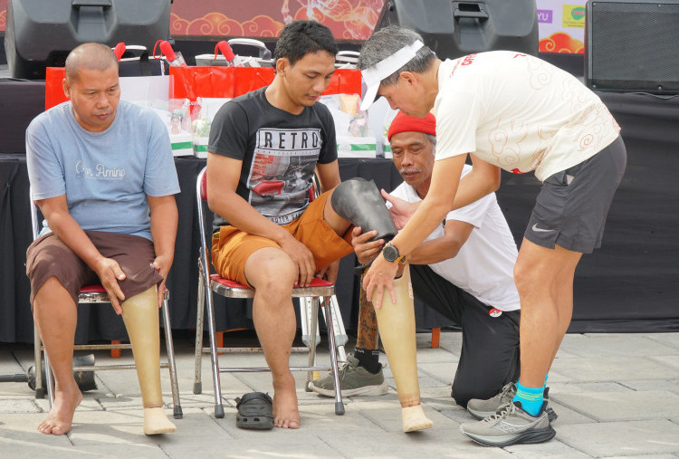 Bank Jatim Sincia Run 2026, 10 Orang Terima Donasi Kaki Palsu dalam Charity
