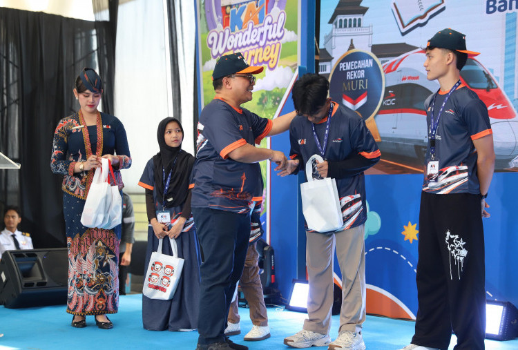 607 Anak Panti Asuhan Naik Whoosh, Kenali Teknologi Kereta Cepat