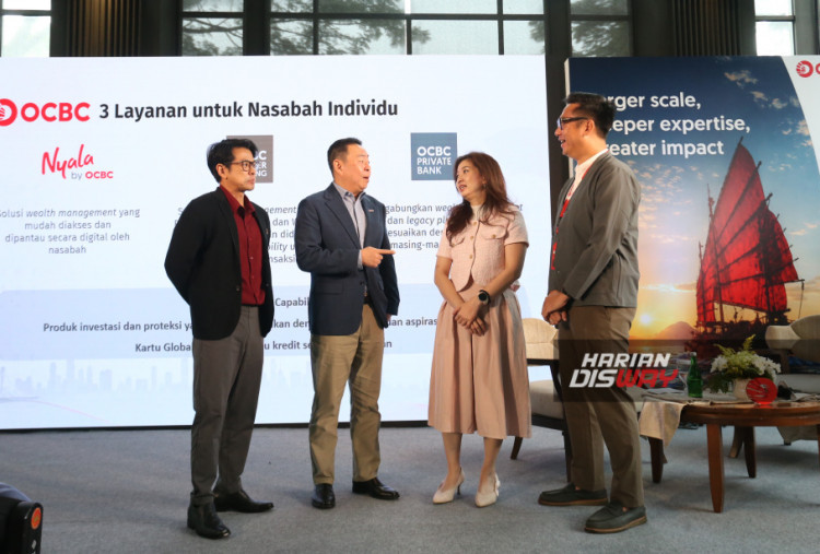 (Kiri ke Kanan) Personal Banking Segment Head PT Bank OCBC NISP Tbk (“OCBC”), Lauda M 
Hananta; Direktur OCBC, Johannes Husin; Premier Banking Segment Head OCBC, Stephanie M 
Kristanto; dan Wealth Management Advisory Head OCBC. Didukung ekosistem grup yang mencakup PT OCBC Sekuritas Indonesia dan PT Great Eastern Life Indonesia, OCBC menghadirkan solusi finansial yang lebih menyeluruh mulai dari investasi, proteksi, hingga perencanaan wealth lintas generasi. Memasuki usia ke-85, OCBC menegaskan komitmennya untuk terus menghadirkan layanan wealth management yang mampu memberikan nilai tambah nyata bagi nasabah sekaligus berkontribusi terhadap pertumbuhan ekonomi Indonesia.