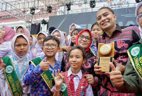Raih 14 Penghargaan Lingkungan Hidup, Motivasi Surabaya Menuju Kota 0 Sampah