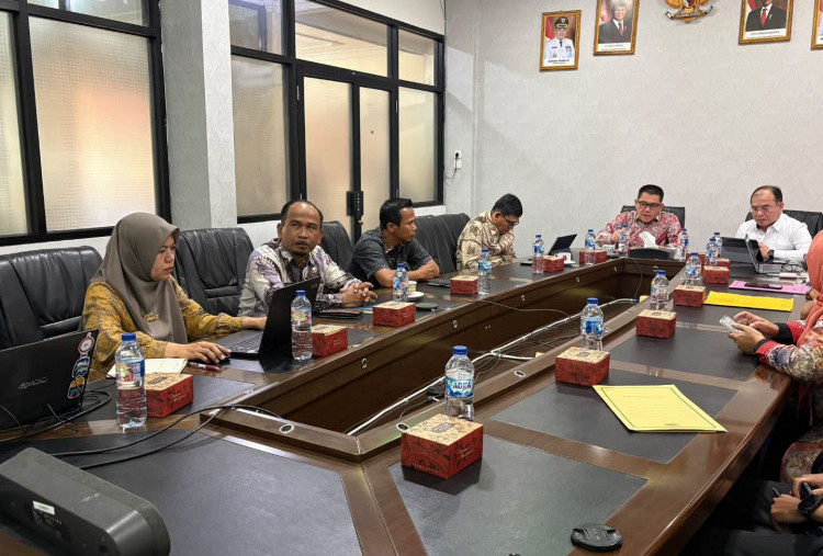 Kemenko PMK Pantau Percepatan Rehabilitasi Sekolah Pasca Bencana di Agam
