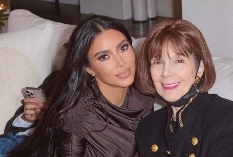 Kim Kardashian Tulis Tribute untuk Sang Nenek MJ Shannon, Bikin Haru Penggemar