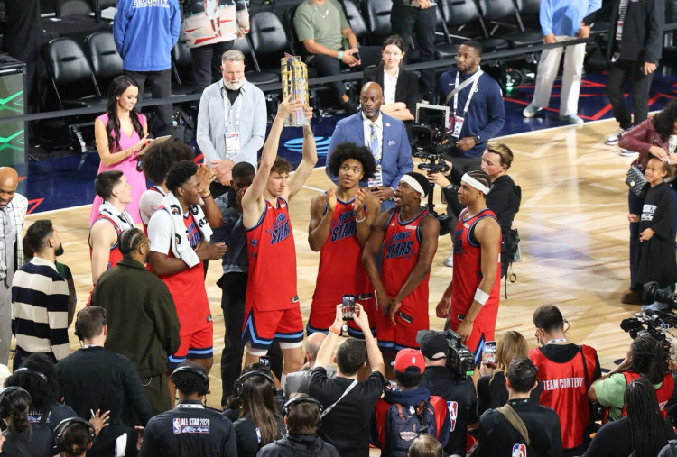 VJ Edgecombe Membawa Mentalitas Pemenang ke Panggung NBA Rising Stars 2026