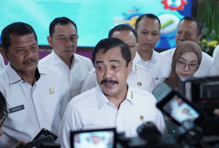 Catat! Mulai 2 Januari 2026, Narapidana Bisa Dihukum Kerja Sosial Tanpa Masuk Sel