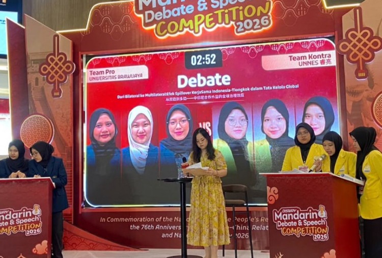 Tim UB versus Unnes Adu Argumen Pertambangan Nikel dalam Disway Mandarin Debate & Speech Competition 2026