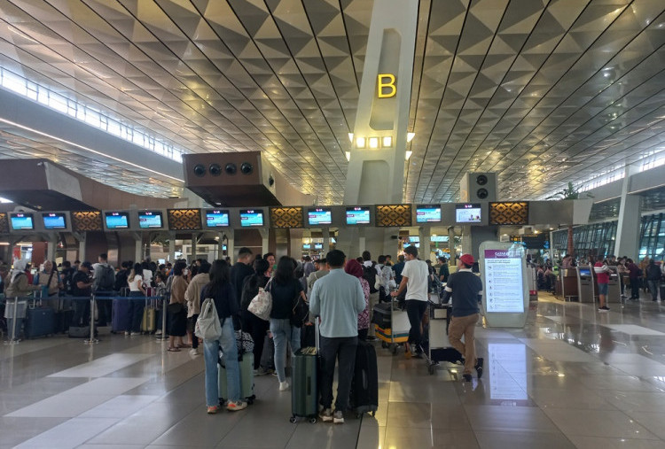 H-2 Natal 2024, Penumpang di Bandara Soetta Tembus 159 Ribu Orang