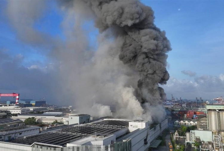 Pabrik Baterai Kendaraan Listrik di Taiwan Kebakaran, 15 Orang Korban Luka