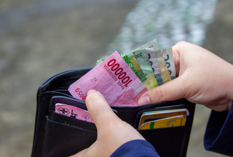 SELAMAT! NIK KTP Kamu Terdaftar Jadi Penerima Dana Bansos PKH Mei 2025, Saldo Cair ke Rekening Rp750.000 untuk Ibu Hamil