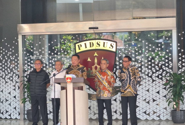 Jampidsus Febrie Sebut Rp476 Miliar dan 74 Kg Emas 'Ada Pemiliknya': Bisa Dipertanggungjawabkan