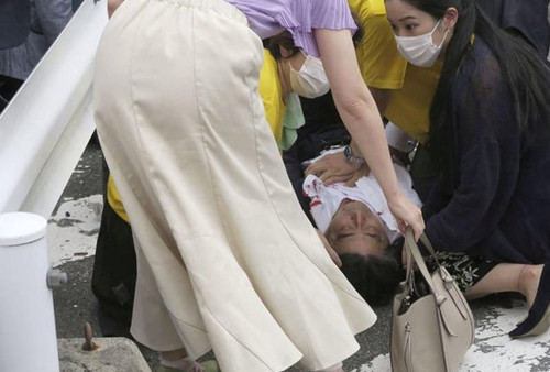 Mantan PM Jepang Shinzo Abe Ditembak dari Belakang di Nara 